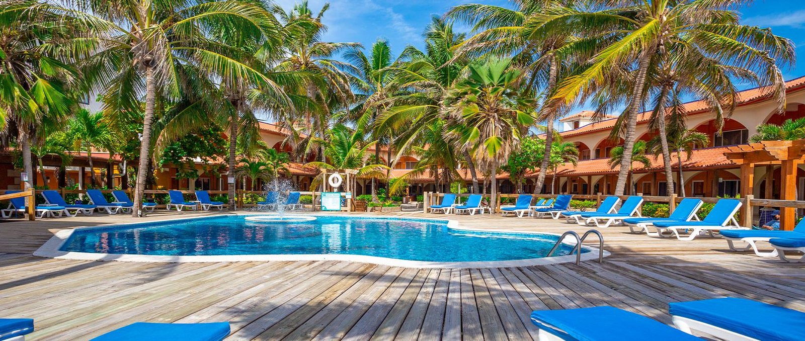 Ambergris Caye Explorer: Reefs, Ruins & Relaxation (8 Days / 7 Nights)